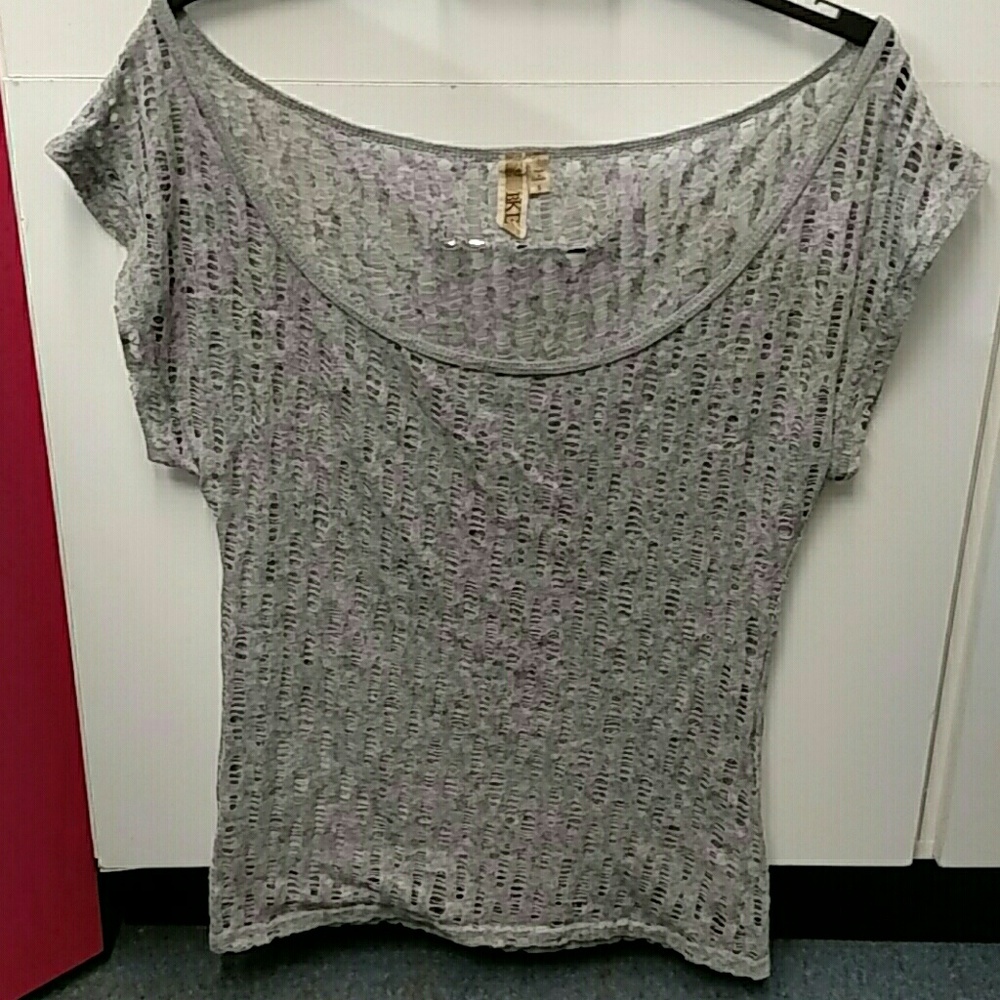 BKE distressed top